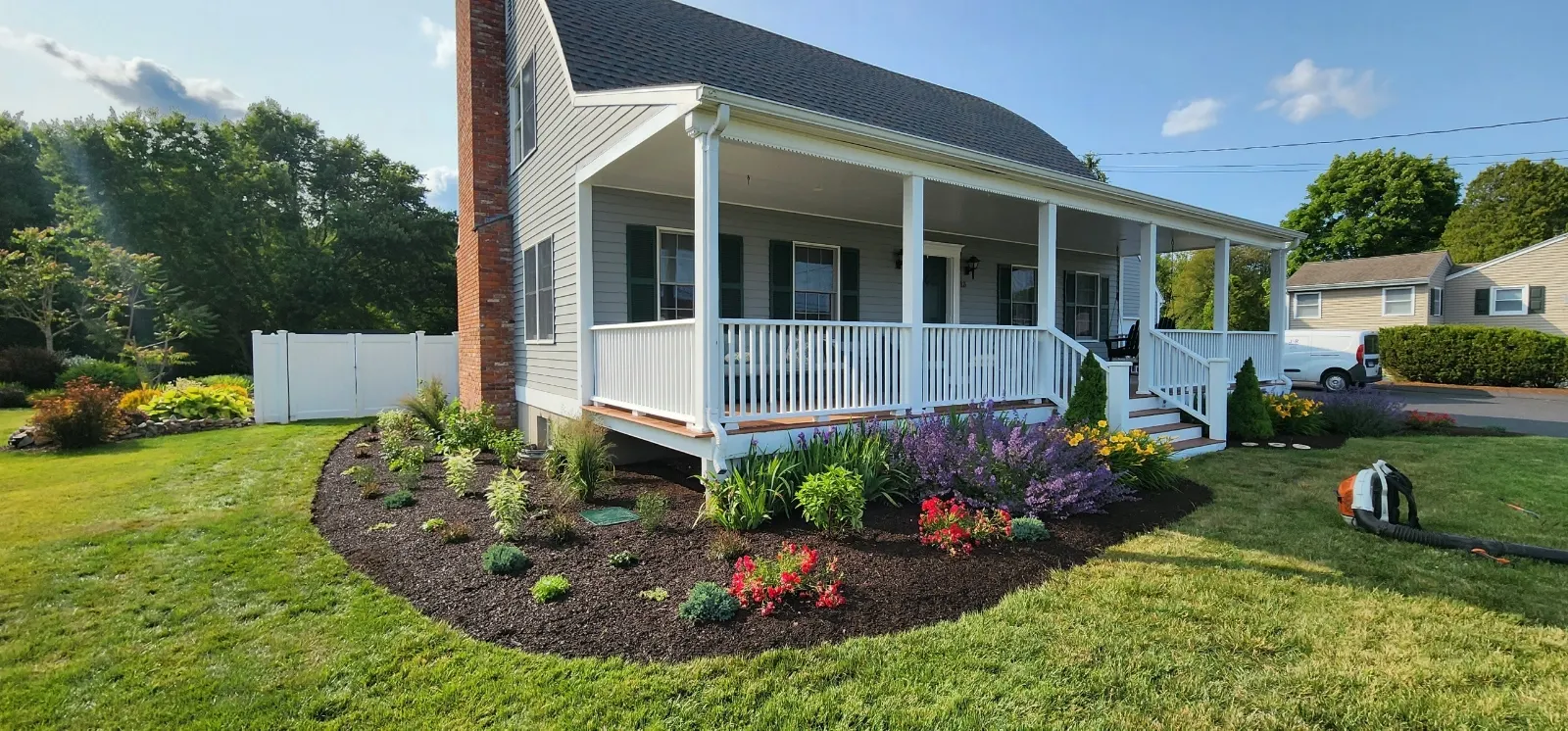 Holdridge Home & Garden